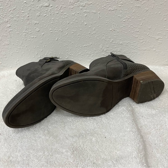 Market & Spruce Zaharia Bootie - Picture 6 of 9